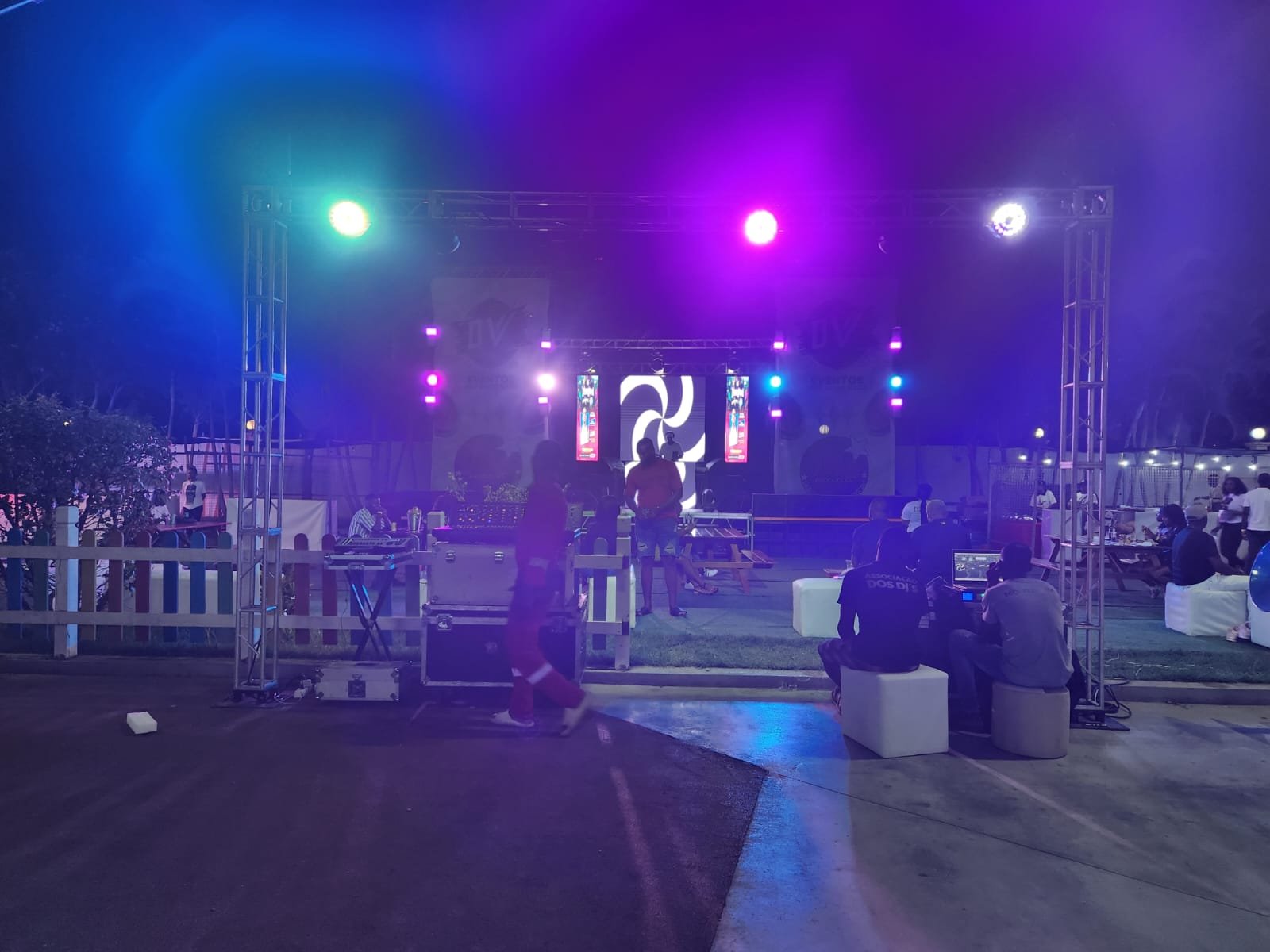 Design de iluminação criativa para evento